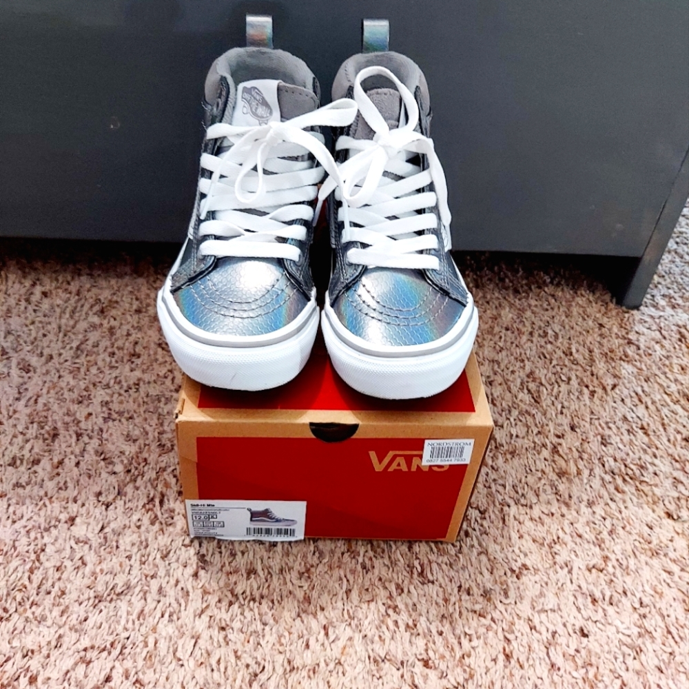 Vans Sk8-Hi MTE Weather Resistant High Top Sneaker